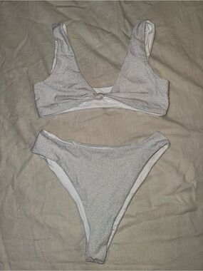 Sparkle White V-Knot Bikini Set - Women Swim (Worn Once)